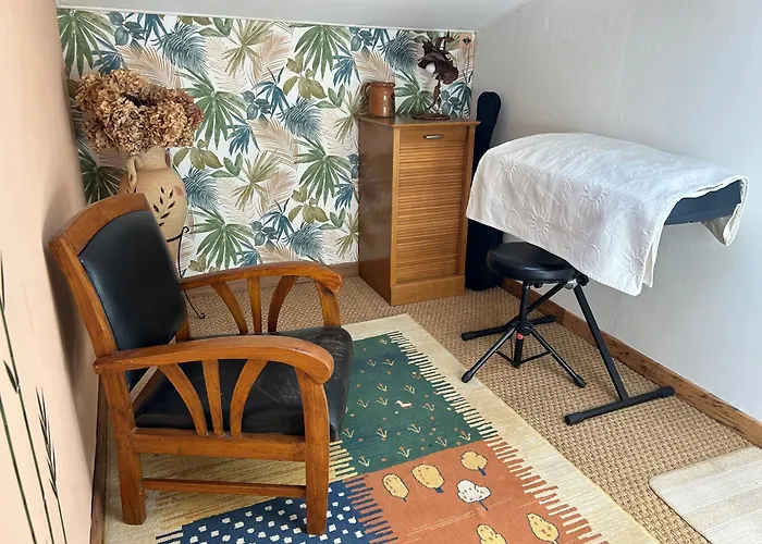 Maison De Bazas בית נופש *